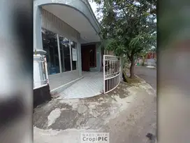 Dijual Rumah Hook dan Usaha Galon Isi Ulang, Bebas Banjir Duta Harapan, Bekasi Utara