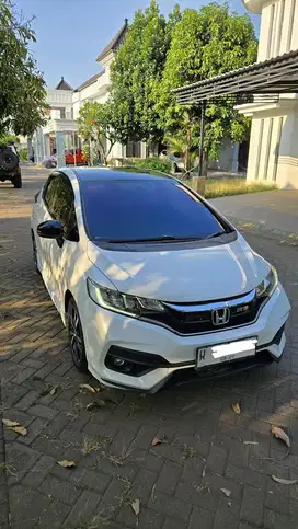 Honda Jazz 2019 RS CVT-AT