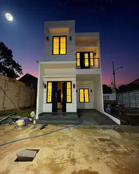 RUMAH 2 LANTAI MURAH DI PASAR REBO KALISARI, 600 JUTAAN, SHM, AKSES MOBIL