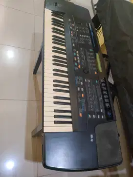 Keyboard roland E-86