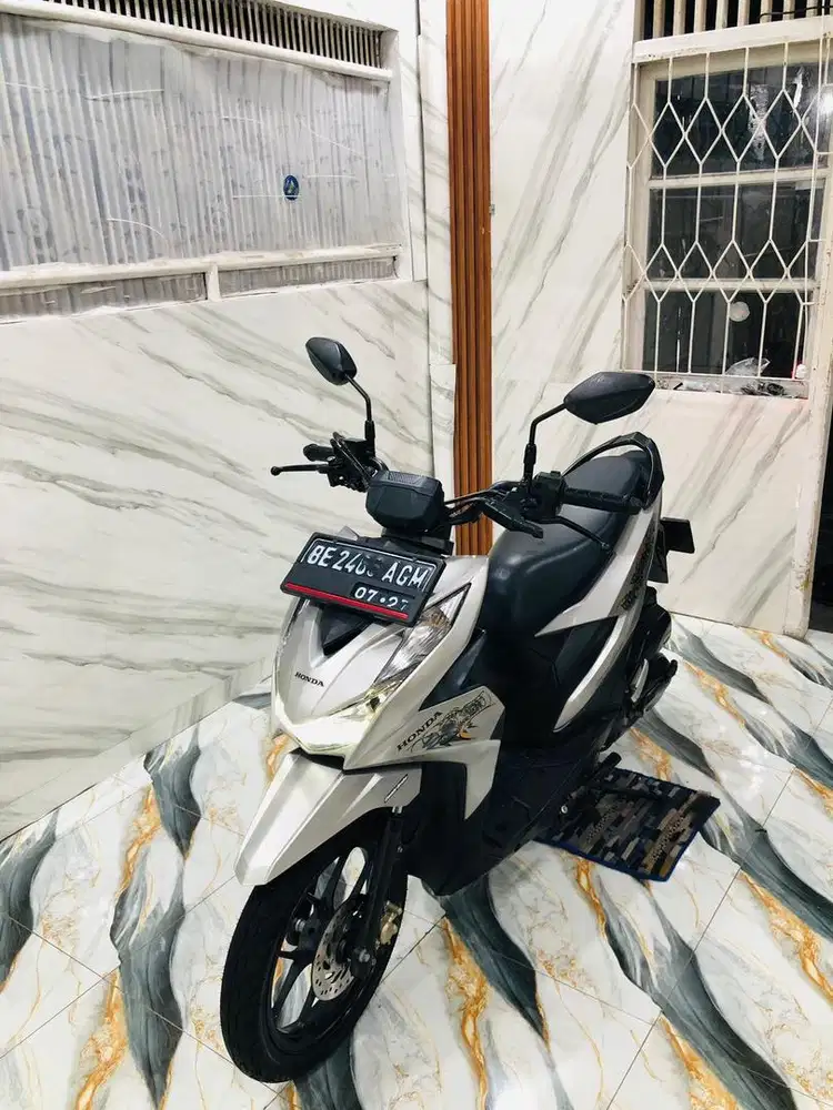 HONDA BEAT STREET NEW ISTIMEWA 2023 Pajak Hidup
