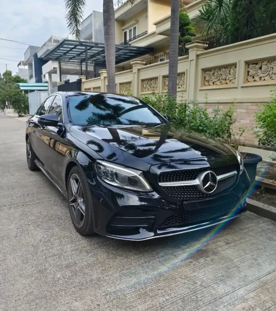 Mercedes Benz c300 AMG line KM.11rb antik service record