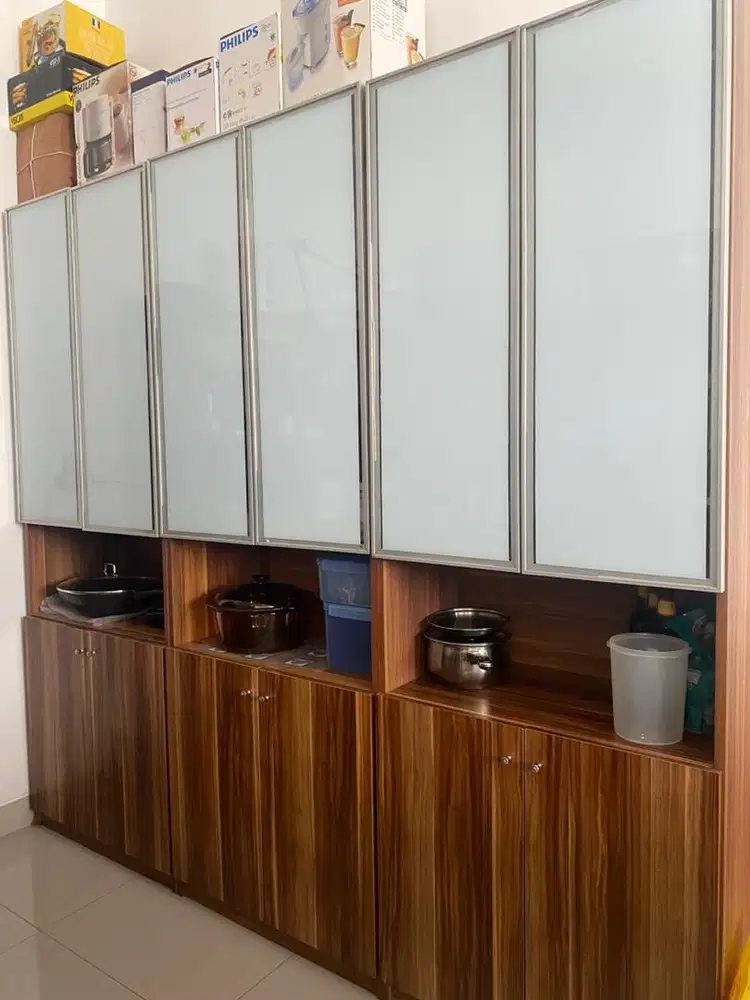 Lemari Dapur Multifungsi serbaguna