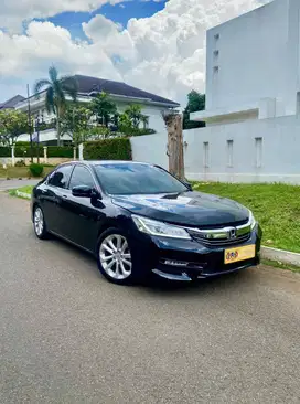 DIJUAL HONDA ACCORD 2.4 VTI-L TAHUN 2018