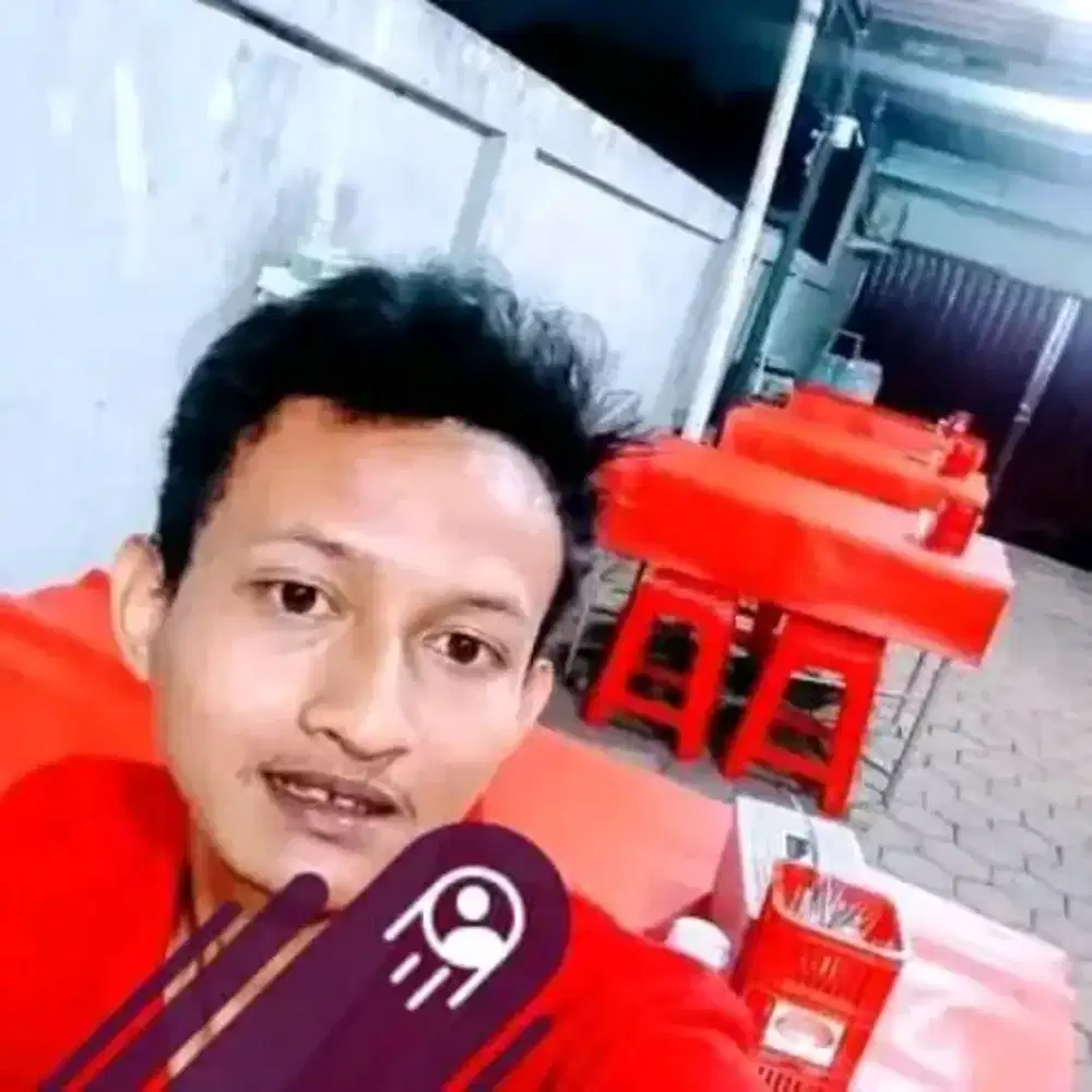 Nyari kerjaaan pengalaman jualan sama pecel lele