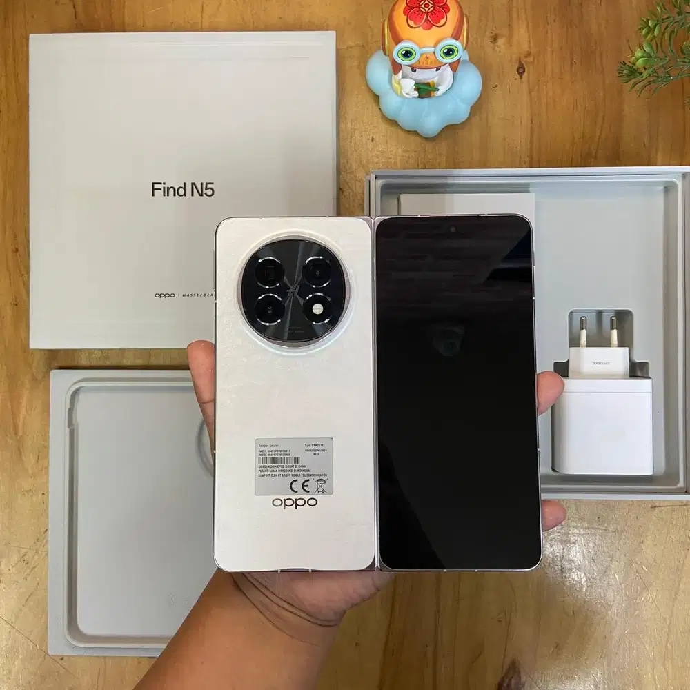 Oppo Find N5 Fold 5G 16/512GB Mysti White Garansi resmi Oppo indonesia