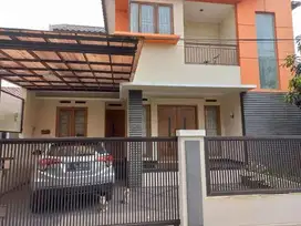 Dijual Rumah Lokasi istimewa di tengah kota Cimahi daerah Sangkuriang Cipageran padasuka