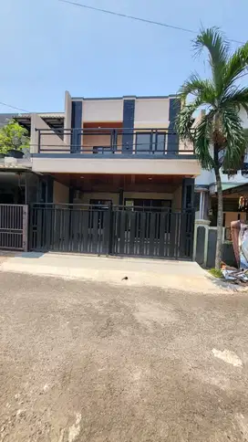 Rumah Minimalis 2 Lantai di Melati Mas Serpong Dekat Tol