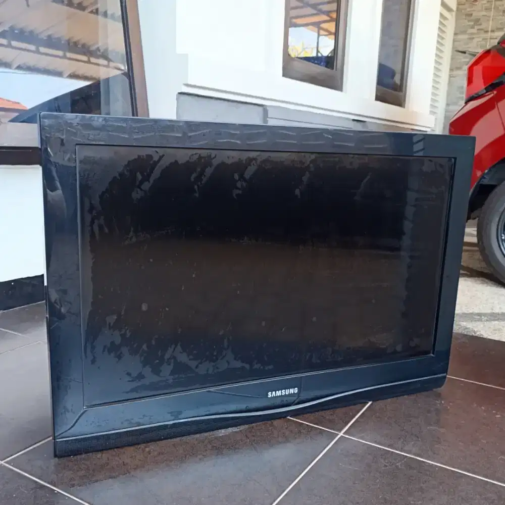 TV Samsung 32” Siap Pakai – Bonus Bracket & Harga Super Hemat!