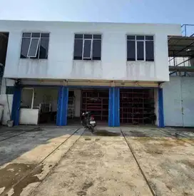 DISEWAKAN GUDANG di pinggir jalan Sultan Agung Bekasi Utara
