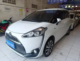 TOYOTA 2018 SIENTA V 1.5 MT PUTIH MEWAH 
OTOMART 286 KENJERAN