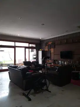 Dijual Rumah Nyaman Siap Huni Lokasi Staretgis di Taman Sakura Bandung