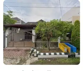 Rumah Dharmahusada indah Timur STRATEGIS