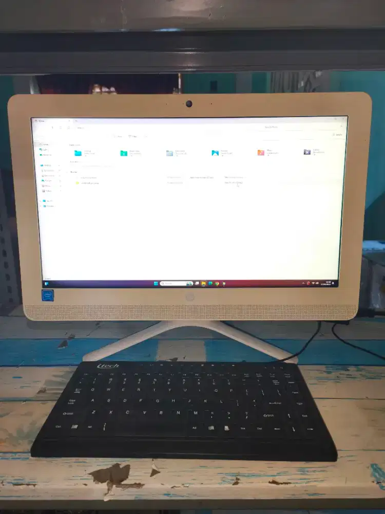 All in one HP intel j4005