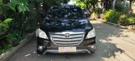 Toyota Innova V Luxury 2015 AT Hitam