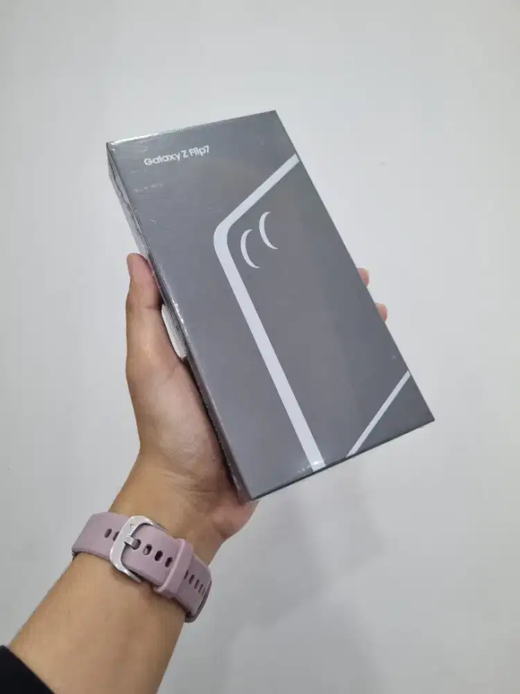 SAMSUNG Z FLIP7 12/256 TERLARIS