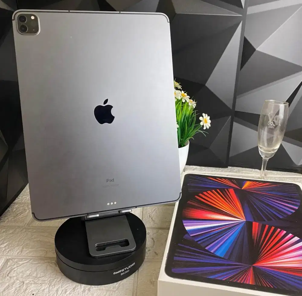 iPad Pro 12,9 Inc iBox 256GB Fullset Mulus