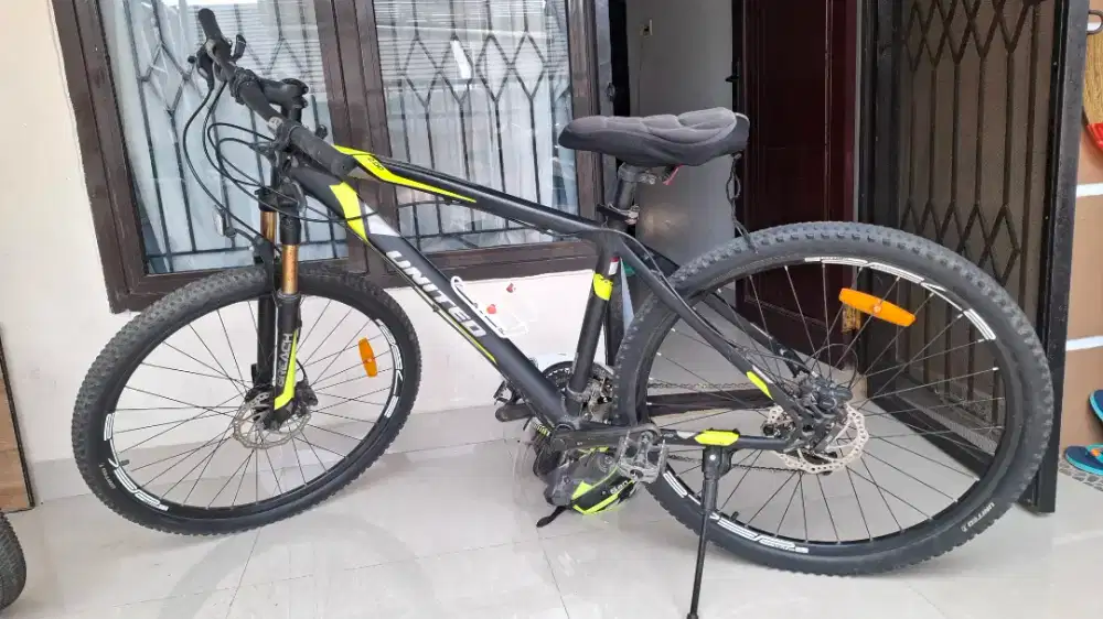 BU sepeda DETROIT 2.0 dah jarang dipake