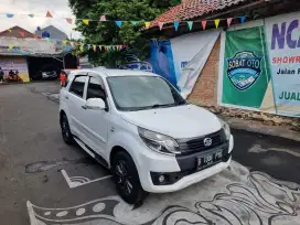 Daihatsu Terios X extra  1.5 matic 2015