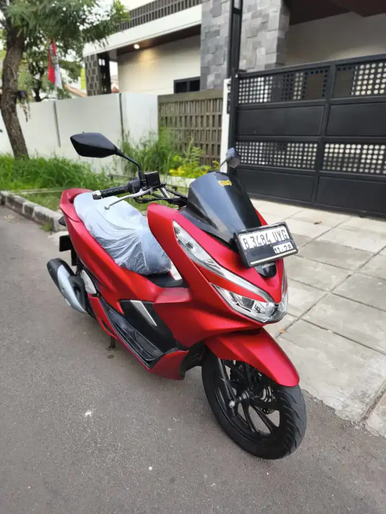 Bissmillah dijual motor Honda PCX 2018 istimewa