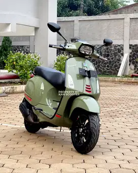 JUAL MURAH VESPA SPRINT S 150 iGET ABS FACELIFT 2022 MULUS