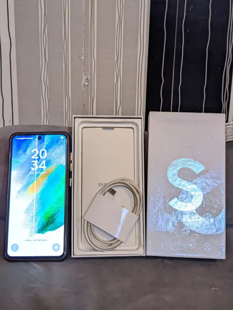 Samsung s21 fe 5g ram 8/256
