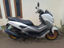 Di jual cepat nmax old non abs 2018 mesin bagus