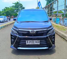 Toyota voxy 2019 2.0 at bisa tt Reborn