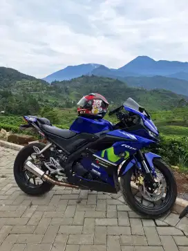 R15 v3 dijual santai