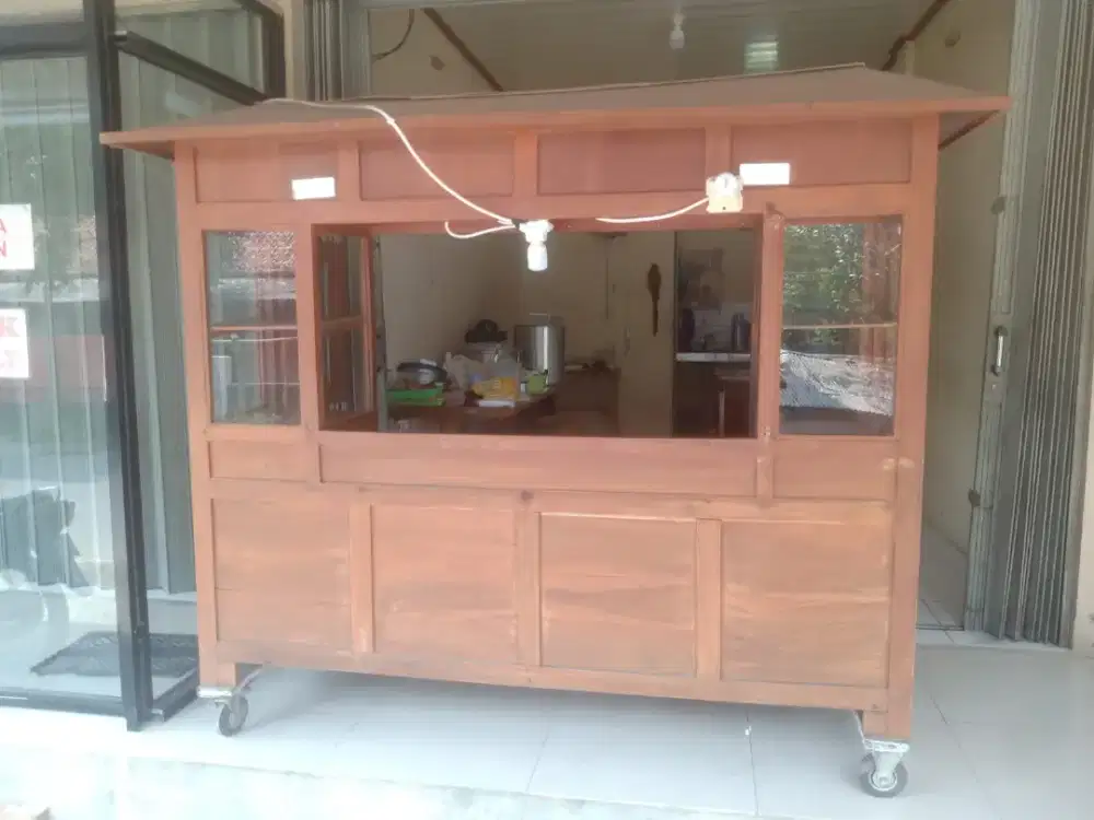 Gerobak Besar Bekas Siap Jualan Bakso/Soto