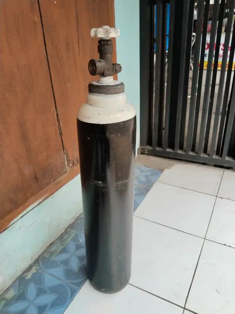 Dijual tabung oksigen ukuran 1 m kubik