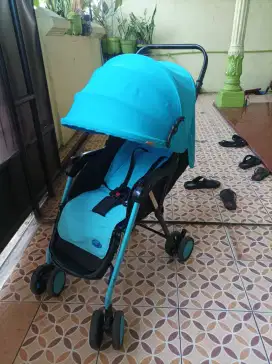 Stoler labielle biru