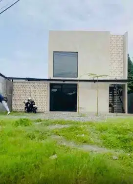 Disewakan Bangunan baru pinggir jl