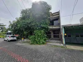 dijual rumah 2 lantai Wiyung babatan mukti surabaya