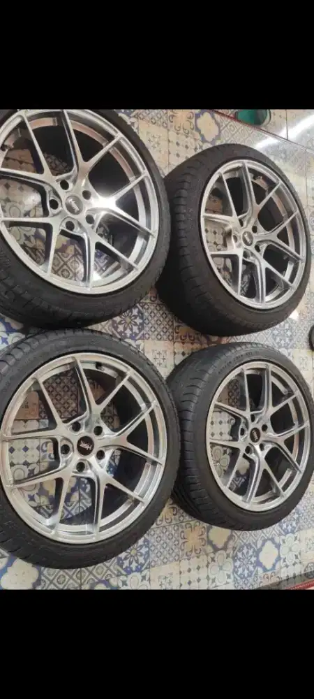 Pelek HSR R19 Lubang5 + Ban Accelera 245/40 R19 bekas Pakean BMW