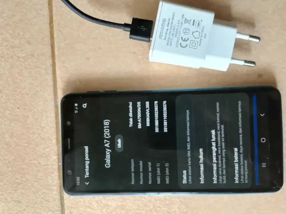 Di jual Samsung galaxy A7 2018