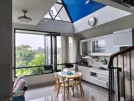 Dijual Rumah Modern 3 Lantai dengan Basement di Cimanggis – SHM & IMB