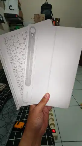 Keyboard tab samsung s9 s9fe s10fe versi trackpad