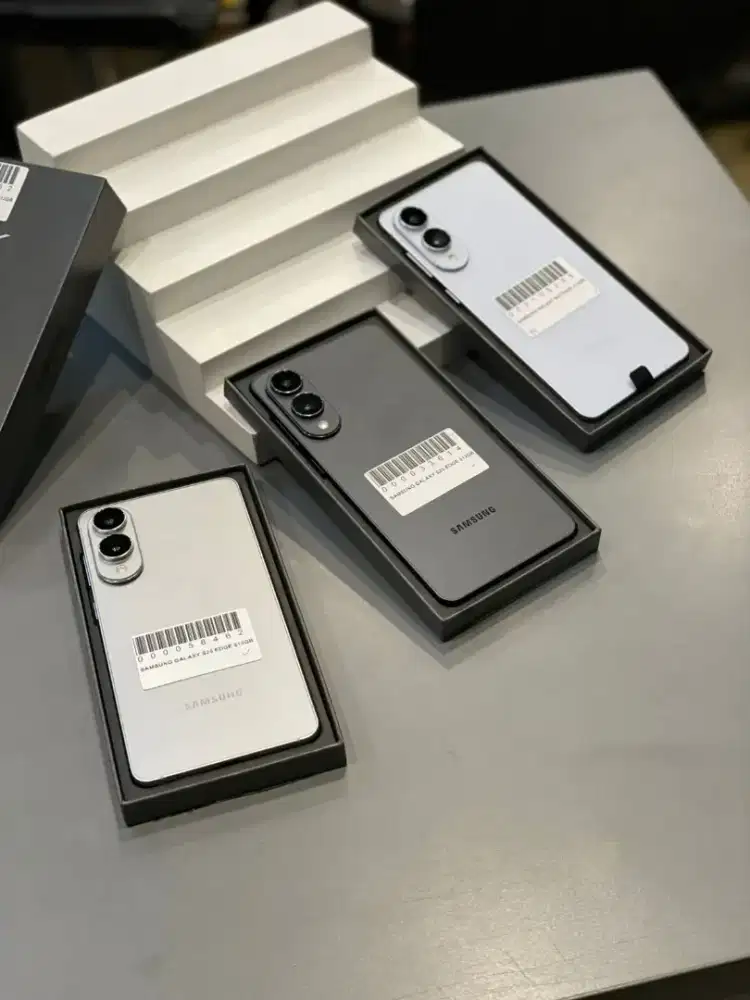 Samsung S25 Edge second