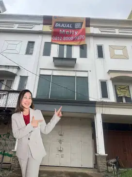 Ruko ini menawarkan lokasi yang strategis Kalimalang Bekasi Barat