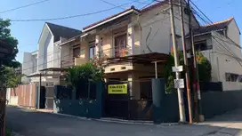 Jual Rumah Hook Tengah Kota Bandung