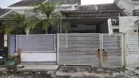 Semi Furnish dekat UPN Rungkut ‼️ Disewakan Rumah Siap Huni Gunung Anyar
