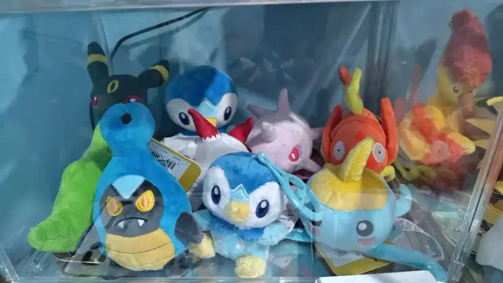 Di jual pokefit sesuai gambar ada 40pcs lebi
