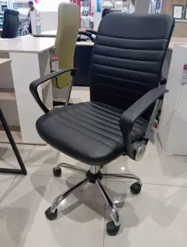Dijual cepat kursi kantor minimalis
