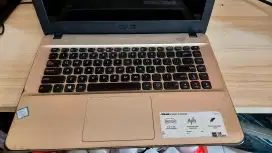 Jual murah Laptop merek Asus X441U core i3 Gen6 normal