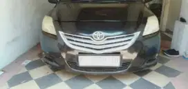 TOYOTA LIMO (2010)