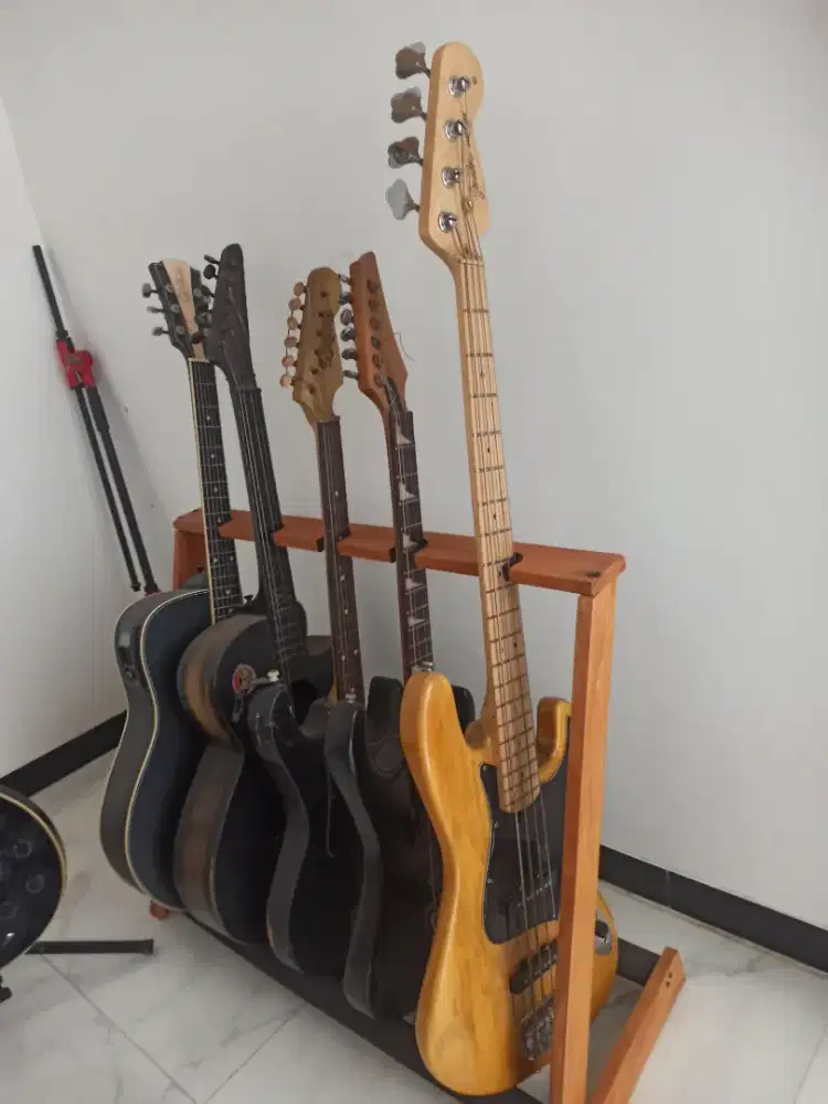 Dijual cepat bass fender