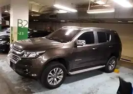DP Rendah  14JT Chevrolet Trailblazer 2.5 LTZ Solar-AT 2018 Coklat