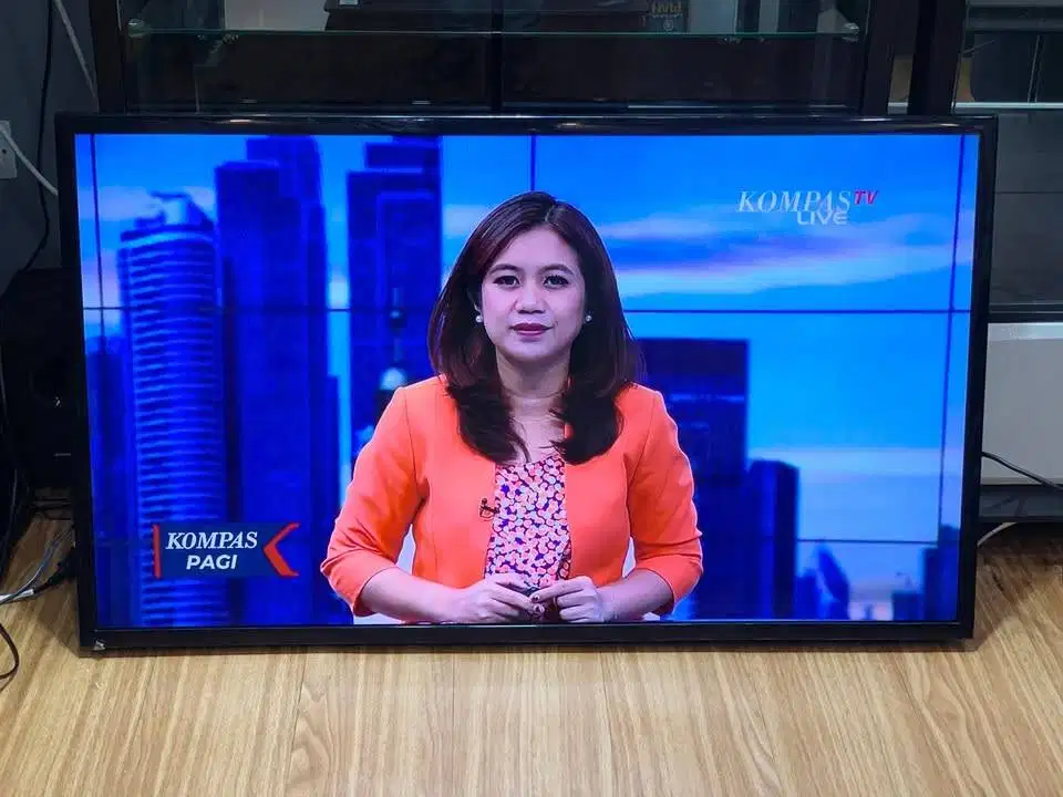 TV LED Samsung 40inch Digital TV FullHD Flat Free Braket Dinding