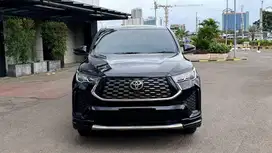 Toyota Zenix V hybrid 2.0 Modelista AT 2022 Hitam km.17rb